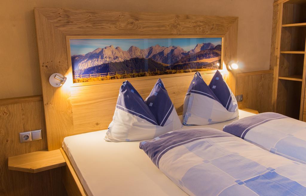 Pension Schweizerhof Waidring Zimmer foto
