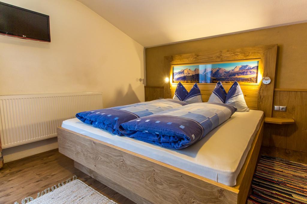 Pension Schweizerhof Waidring Zimmer foto