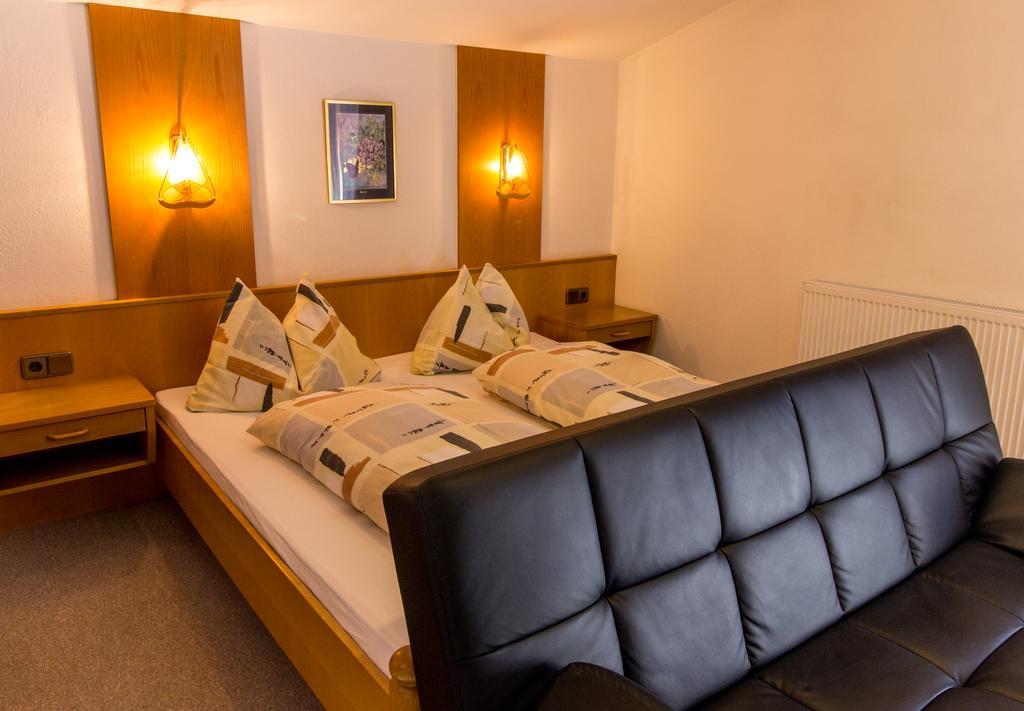Pension Schweizerhof Waidring Zimmer foto