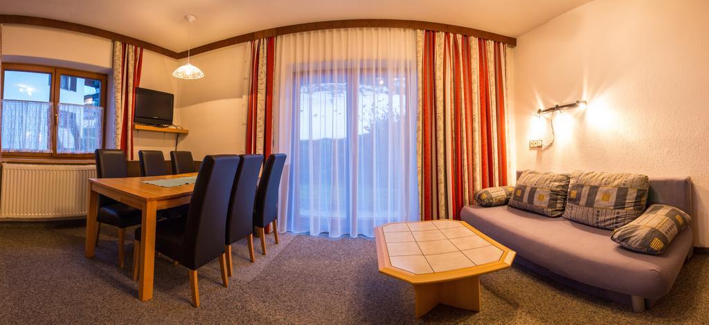 Pension Schweizerhof Waidring Zimmer foto